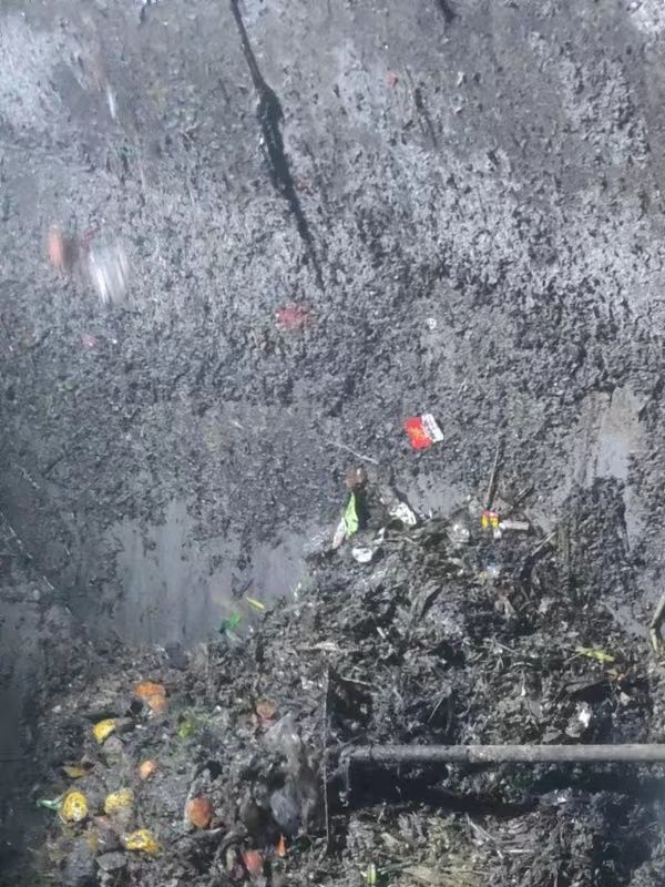 工布江达污水池清理
